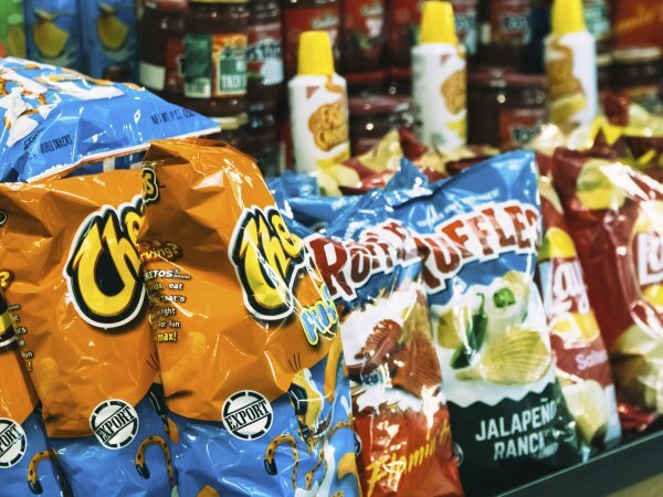Sai davvero cosa sono gli alimenti ultraprocessati?
