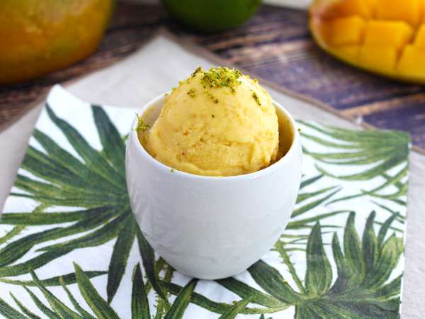 Il gelato fatto in casa senza gelatiera è il trend dell’estate (ecco la ricetta!)