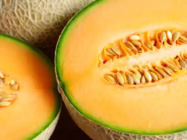 Melone: i nostri segreti per sceglierlo, conservarlo correttamente e 3 idee di ricette freschissime per l'estate