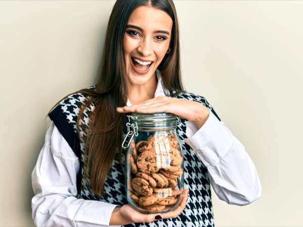 Biscotti molli addio: ecco come tenerli perfetti nel barattolo!