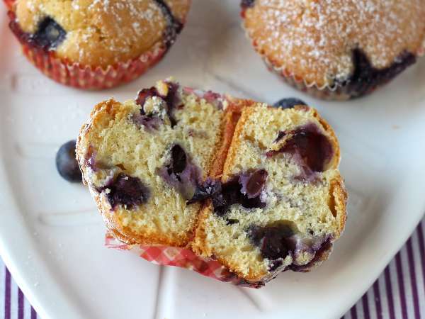 Ingredienti avanzati dal cenone di Capodanno? Ecco 12 muffin dolci e salati facili da preparare