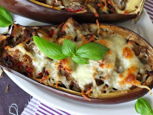 Ricette svuota-frigo: 12 idee geniali per trasformare gli avanzi in piatti da chef