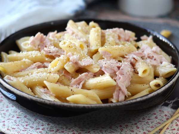 8 ricette salvavita per studenti: cosa cucinare quando la dispensa e il frigorifero sono quasi vuoti?