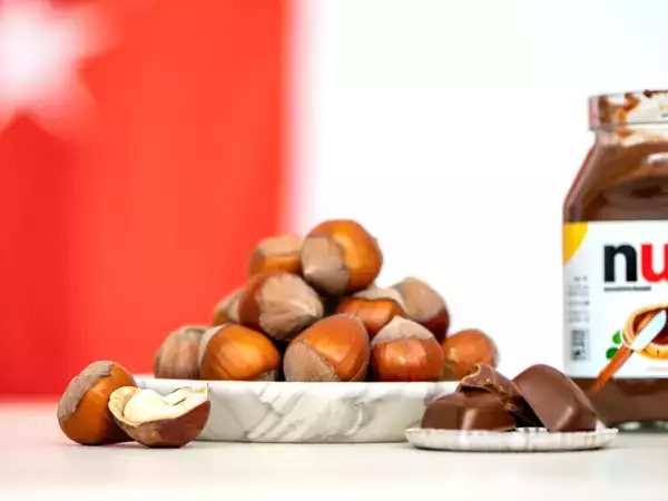 Ferrero blocca le nocciole turche: cosa cambia per mercato e consumatori?