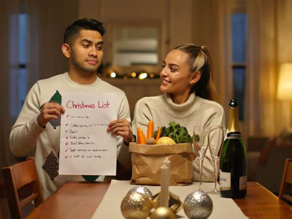 Cena di Natale zero stress: tutto quello che puoi preparare in anticipo (e risparmiare!)