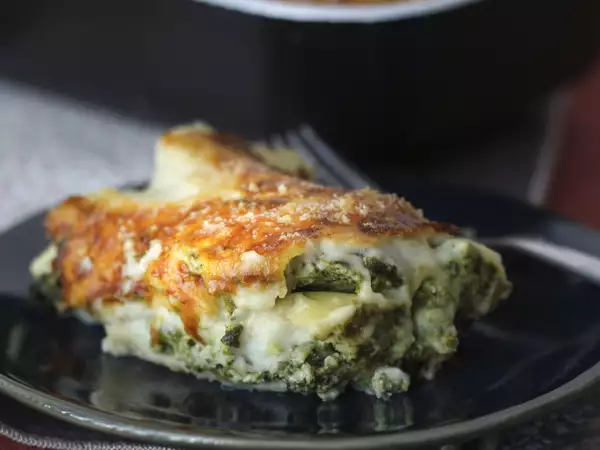 Queste 7 ricette provano che l’unione tra spinaci e formaggio è la più sensuale della cucina