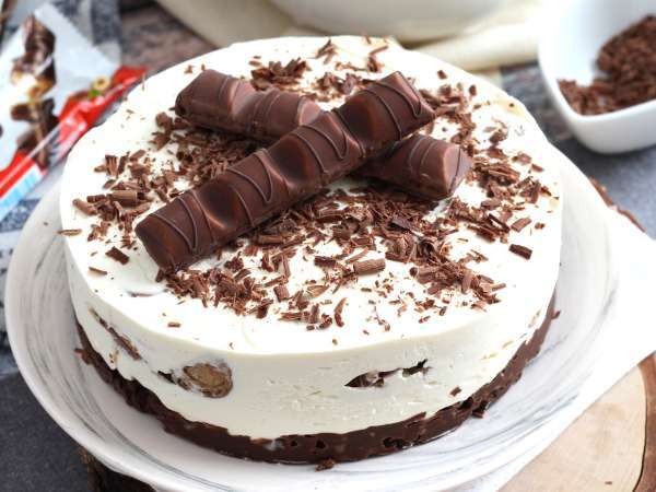 La Befana è stata generosa? Ecco come riciclare i Kinder Bueno nel dolce più goloso di gennaio