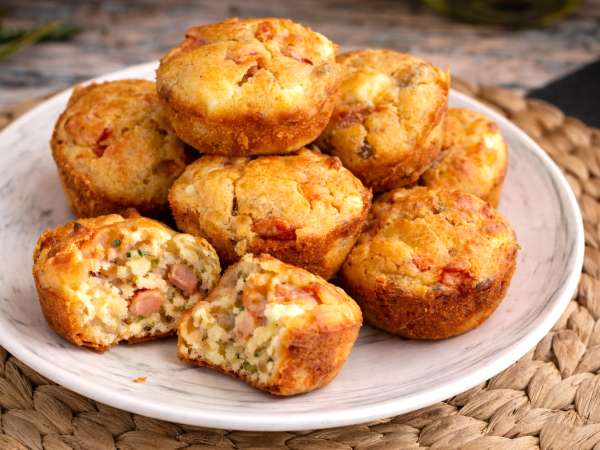 Muffin salati per i giorni senza idee: 8 ricette facili quando non sai cosa cucinare ma vuoi mangiare bene