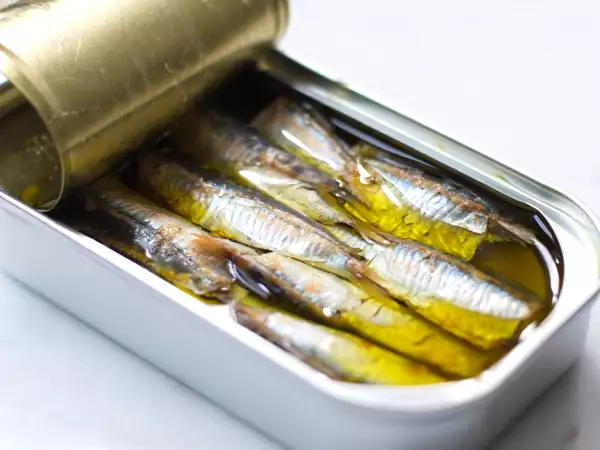 Non vi piacciono le sardine? Questi 4 alimenti sono ancora meglio quando si tratta di omega-3