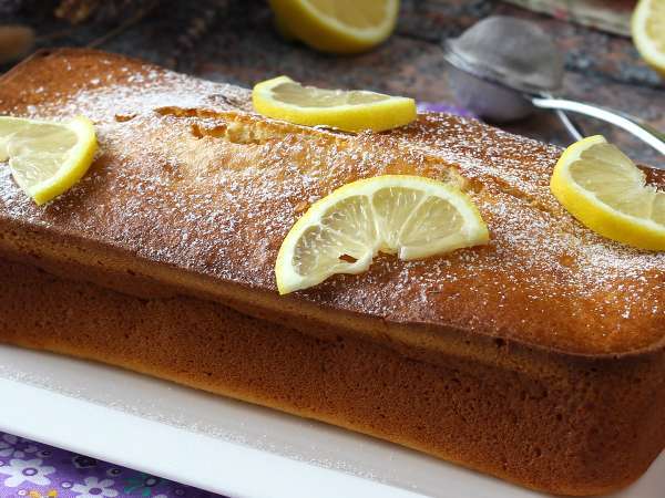 10 dolci al limone soffici e profumati che conquistano al primo morso