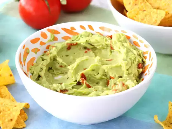 Guacamole perfetto anche il giorno dopo: il trucco semplice per non farlo diventare marrone