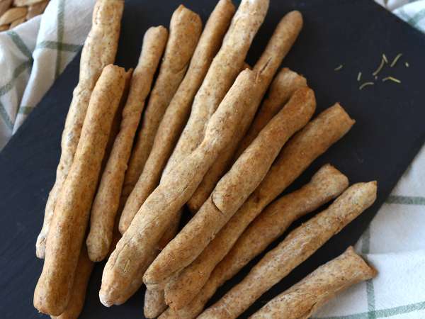 9 idee sfiziose e croccanti da condividere: gli stuzzichini facili che trasformano ogni serata in un piccolo evento