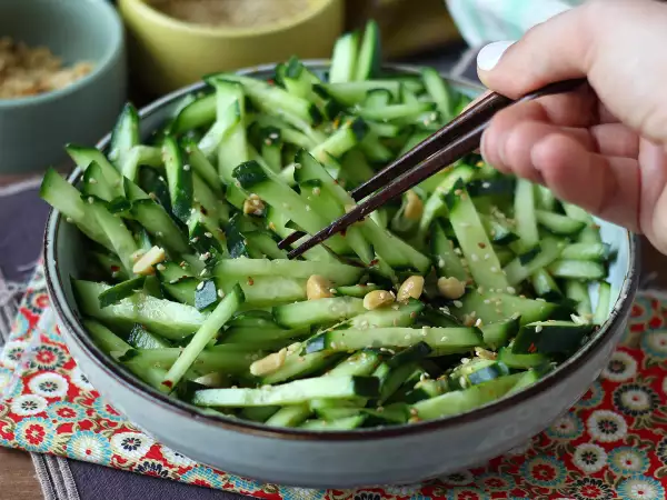 14 ricette economiche con i cetrioli da provare subito: fresche, furbe e davvero ricche di sapore
