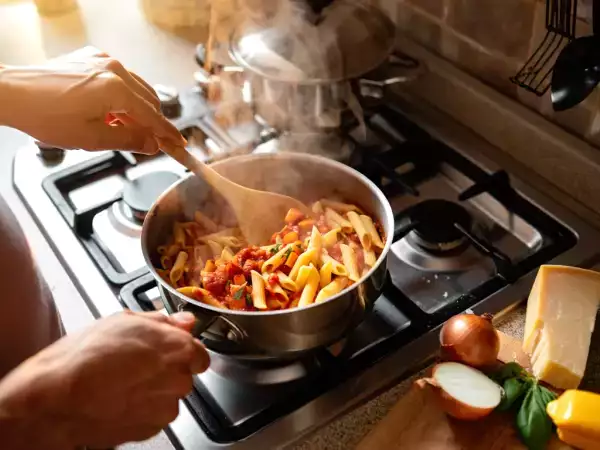 Menu vegetariano, 19 maggio: un viaggio tra sapori freschi e golosi
