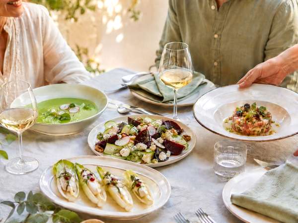 Scopri 16 antipasti freddi per rinnovare i menu e sorprendere con gusto in ogni boccone in tavola
