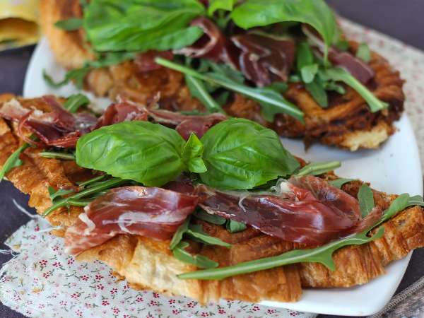 17 ricette salate pronte in meno di 15 minuti, perfette per pranzi o cene veloci se siete di fretta