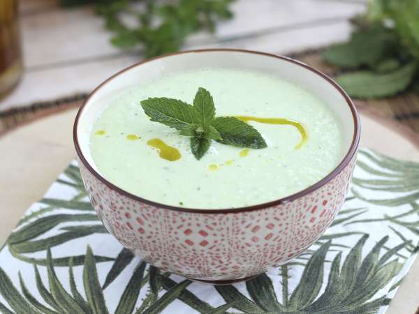 12 zuppe fredde e vellutate estive da portare in tavola quando il caldo toglie appetito