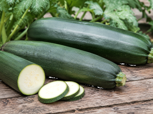 Zucchine troppo grandi? Scopri se puoi mangiarle, come valutarle e piccoli trucchi per non sprecarle