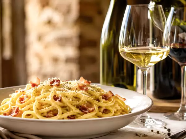 Come scegliere il vino perfetto per la carbonara: consigli pratici e abbinamenti dai sommelier