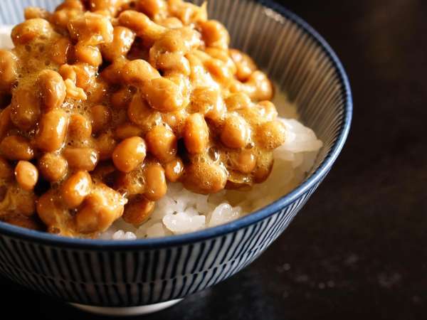 Natto, il cibo giapponese che incuriosisce tutti ma divide già al primo assaggio