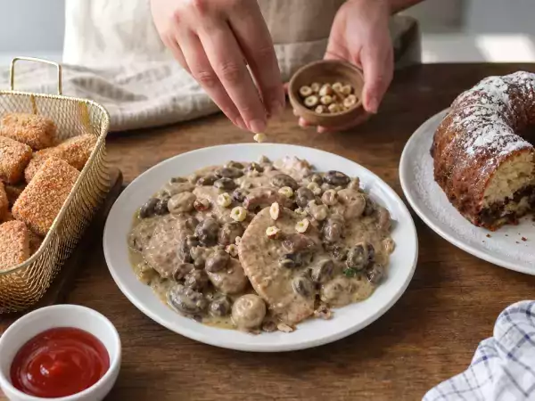 Menu del giorno, 28 settembre: nuggets di tofu croccanti, scaloppine con nocciole e ciambella nutella e cocco