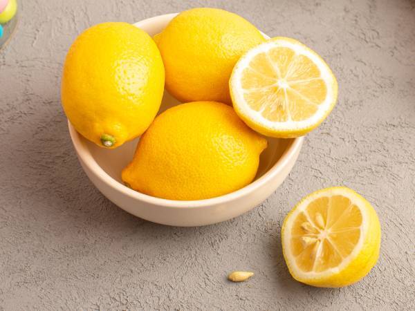 Non buttate via quel limone secco! Ecco come riutilizzarlo al meglio.