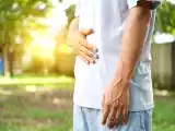 Articoli: Pancia gonfia in estate? Scopri perché la digestione rallenta e cosa mangiare