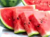Articoli: Anguria protagonista dell’estate: ecco 5 idee fresche e super facili!