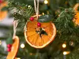 Articoli: Cómo hacer naranja deshidratada para tus decoraciones de Navidad (y dejar la casa con aroma festivo)