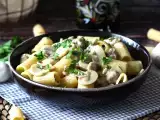 Articoli: Pasta cremosa funghi e salsiccia: il segreto per farla vellutata (e il trucco per non farla asciugare)