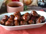 Articoli: Polpette in friggitrice ad aria con salsa agrodolce stile barbecue: la ricetta facile e irresistibile perfetta per cena e aperitivo (pronta in meno di 30 minuti)