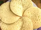 Articoli: Baghrir, la crêpe marocchina dai mille buchi: il segreto per una texture perfetta a nido d’ape