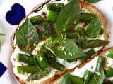 Articoli: La bruschetta primaverile che tutti vogliono: fresca, cremosa e pronta in pochi minuti