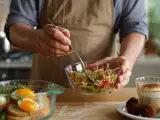 Articoli: Menu del giorno, 6 giugno: un antipasto goloso, un piatto unico sano e un dessert irresistibile