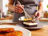 Menu vegetariano, 16 giugno: crocchette di miglio, frittata proteica e brownie cheesecake
