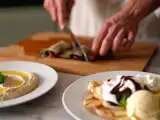 Articoli: Menu vegetariano, 21 giugno: freschezza e sapori con hummus, melanzane e banana split