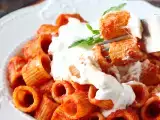 Articoli: Non è la salsa: il tocco finale che trasforma una semplice pasta al pomodoro in un piatto memorabile