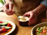Articoli: Menu vegetariano, 25 giugno: freschezza estiva con cetrioli, farro e dolci ciliegini