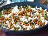 Articoli: Insalate di legumi facili e gustose: idee con conserve e preparazioni semplici per pranzi leggeri