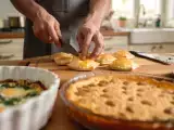 Articoli: Menu vegetariano, 27 giugno: un viaggio tra borek croccanti, uova e spinaci, e clafoutis di albicocche
