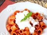 Articoli: Menu vegetariano, 29 giugno: un viaggio tra tortilla bowl, pasta cremosa e gelato sano