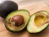 Articoli: Avocado diventato marrone dentro? Prima di buttarlo leggi cosa significa davvero