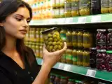 Articoli: Controlli l'etichetta delle olive? Questo semplice dettaglio può rivoluzionare ciò che porti a casa