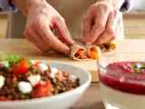 Articoli: Menu sans gluten, 11 juillet : roulés de sarrasin au saumon, salade de lentilles et panna cotta à la vanille