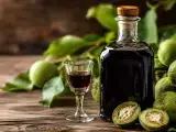 Articoli: Ricetta nocino: il liquore della nonna che si prepara d’estate ed è perfetto nei giorni freddi