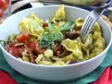 Articoli: Insalata fredda di tortellini: i puristi storceranno il naso, ma sparisce prima dell’insalata di riso