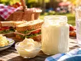 Articoli: Quanto a lungo la maionese può stare fuori dal frigo con il caldo prima di diventare pericolosa?
