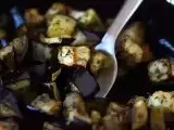 Articoli: Perché le melanzane assorbono tutto l'olio e diventano amare: l'errore comune prima della padella
