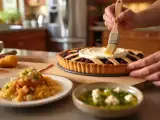 Articoli: Menu del giorno, 16 agosto: formaggio vegano alle erbe, coxinhas brasiliane e crostata alle more