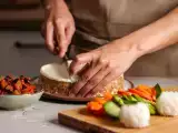 Articoli: Menu vegetariano, 21 agosto: un viaggio tra melanzane, sushi e dolcezza marmorizzata